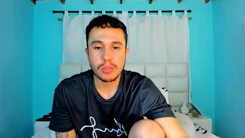 Juan online show from 11/11/25, 01:16