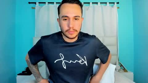 Juan online show from 12/04/25, 01:59