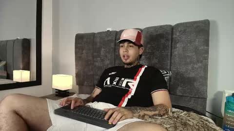 juan_alvarez18 online show from 01/08/26, 03:20