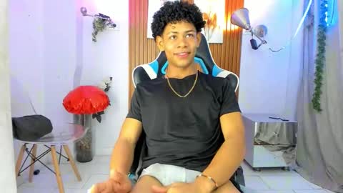 juan_contreras7 online show from 09/29/25, 11:48