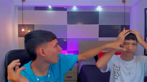 JuanSteven online show from 01/05/25, 12:10