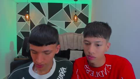 JuanSteven online show from 11/08/25, 04:45