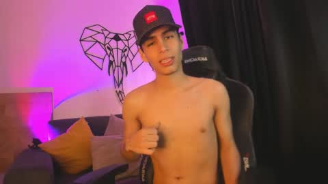 Juan Posada online show from 02/03/26, 03:50