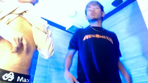 juan_saul1 online show from 04/16/26, 12:28