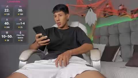 Juan online show from 10/15/25, 10:48