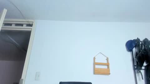 Juan Esteban online show from 10/01/25, 05:30