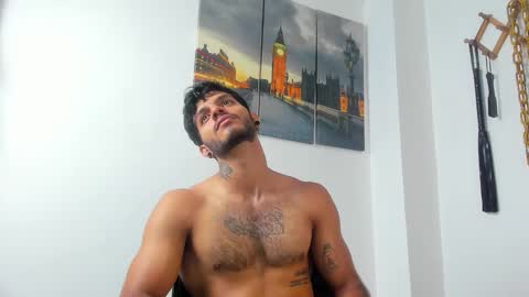 Juan Esteban online show from 12/17/25, 02:50