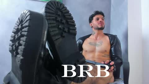 Juan Esteban online show from 04/18/26, 05:11