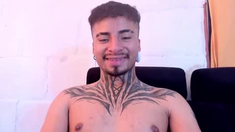 Snapshot of juancamilo66_ chatting on 05/23/26, 05:17 juancamilo66_ online show from 05/23/26, 05:17