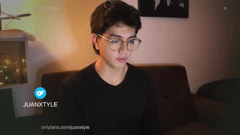 . online show from 10/29/25, 02:58