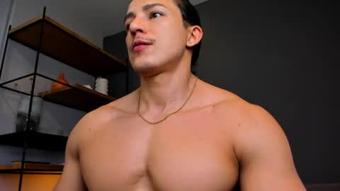 Snapshot of juandres007 chatting on 06/14/26, 12:08 JUANDRES online show from 06/14/26, 12:08