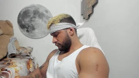Snapshot of juanes_aristi chatting on 03/15/26, 11:11 Juanes online show from 03/15/26, 11:11