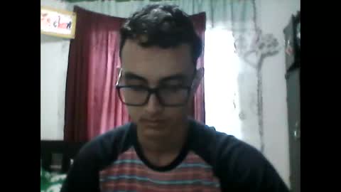 Snapshot of juanesan chatting on 02/06/25, 11:43 Juanesan CaballeroSolitario online show from 02/06/25, 11:43