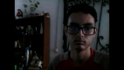 Snapshot of juanesan chatting on 02/18/25, 01:11 Juanesan CaballeroSolitario online show from 02/18/25, 01:11