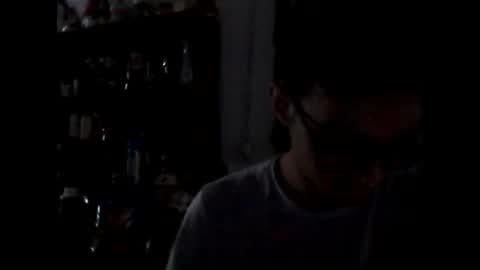 Snapshot of juanesan chatting on 02/19/25, 12:00 Juanesan CaballeroSolitario online show from 02/19/25, 12:00