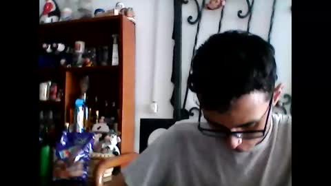 Snapshot of juanesan chatting on 02/20/25, 02:57 Juanesan CaballeroSolitario online show from 02/20/25, 02:57