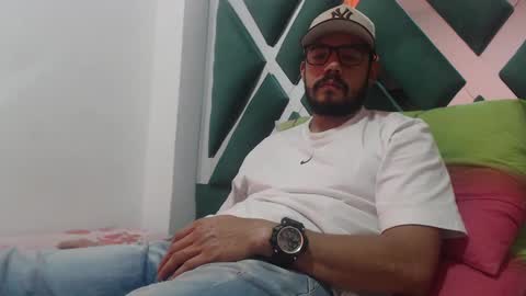 Snapshot of juanfe_style chatting on 09/12/25, 01:55 juanfe_style online show from 09/12/25, 01:55