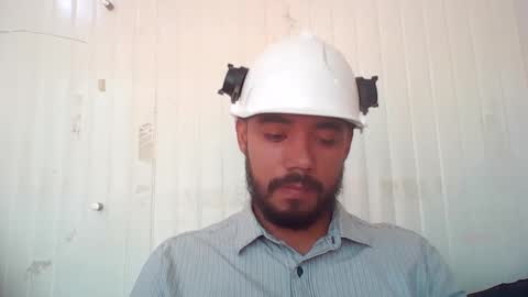 Snapshot of juanfe_style chatting on 09/25/25, 03:27 juanfe_style online show from 09/25/25, 03:27