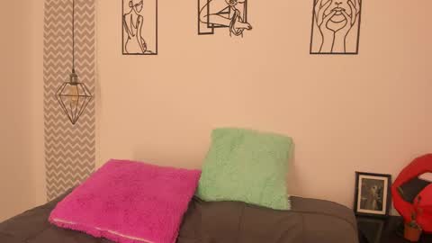 juani online show from 09/08/25, 07:13