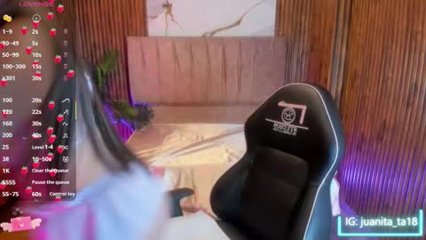 JUANITA online show from 01/17/26, 12:54