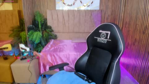 JUANITA online show from 04/07/26, 11:43