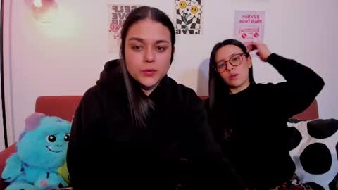 juanitaaa_ online show from 06/12/26, 06:01