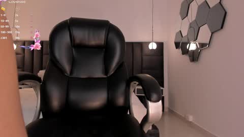 Juanita Clay online show from 02/20/25, 02:46