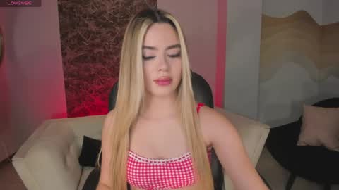 Juanita Clay online show from 04/17/26, 08:01