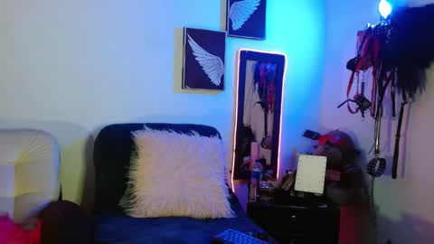 Snapshot of juanitared chatting on 12/15/24, 05:02 Juanita online show from 12/15/24, 05:02