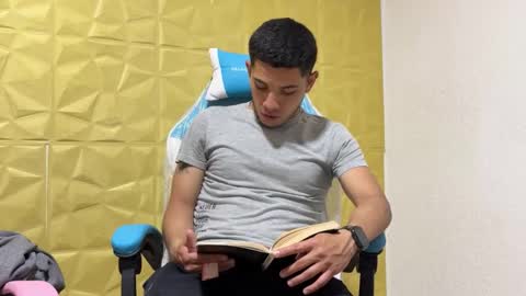 juanperez1999777 online show from 10/17/25, 06:32