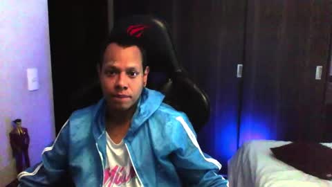 juanpt69 online show from 01/03/25, 01:59