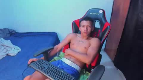 Snapshot of juansw66 chatting on 06/06/26, 12:21 juansw66 online show from 06/06/26, 12:21