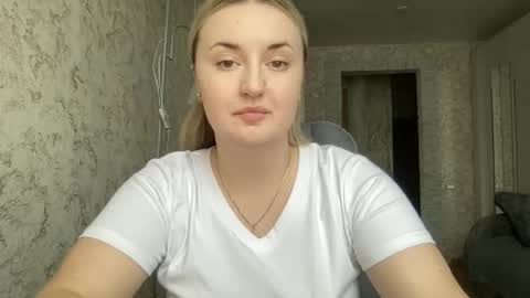 Snapshot of judevalenti chatting on 06/17/26, 05:21 JudeValenti online show from 06/17/26, 05:21