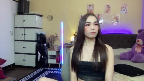EloiseMoree online show from 12/05/24, 04:31