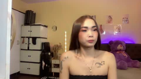 EloiseMoree online show from 12/10/24, 06:11