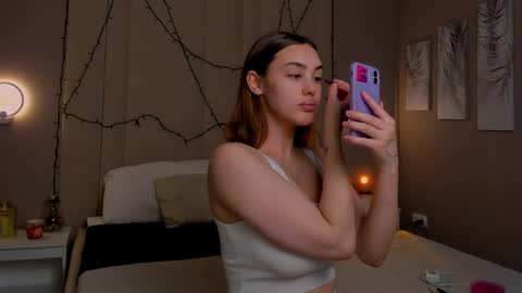 Angelica online show from 09/11/25, 01:39