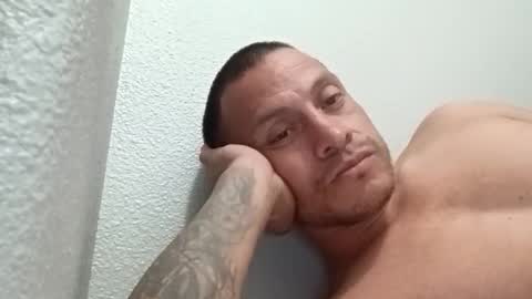 Snapshot of jugg2 chatting on 10/08/25, 12:14 Jugg online show from 10/08/25, 12:14