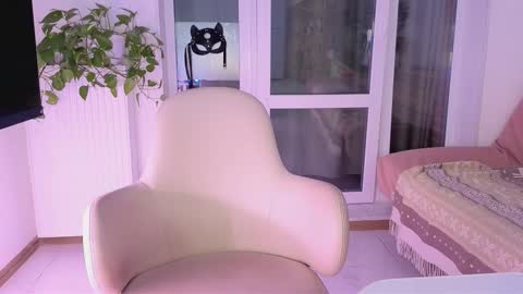 Goddess Julia online show from 09/15/25, 06:08