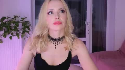 Goddess Julia online show from 09/21/25, 06:31