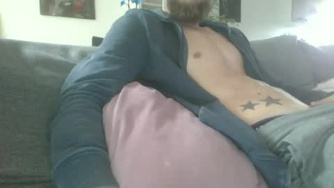 Snapshot of jui896714 chatting on 05/05/26, 07:38 jui896714 online show from 05/05/26, 07:38