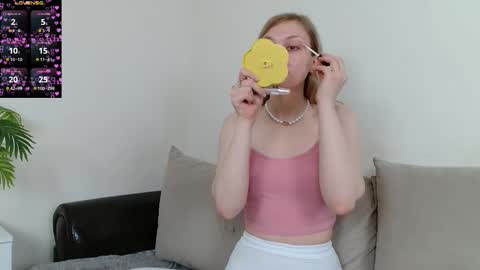 Lola  fav pattern 357595250 online show from 11/13/25, 08:24