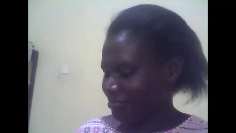 Snapshot of juicy576808 chatting on 02/22/25, 10:07 zainabu online show from 02/22/25, 10:07