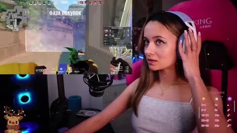 Angelina online show from 01/29/25, 11:14