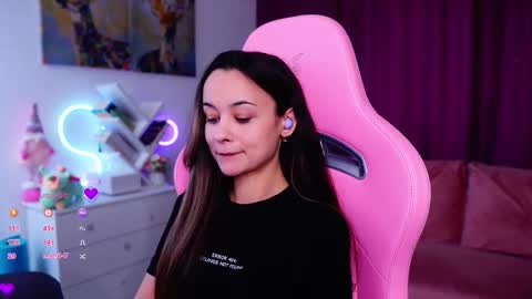 Angelina online show from 09/26/25, 11:14