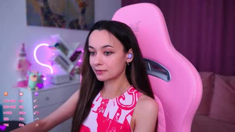 Angelina online show from 10/10/25, 11:09