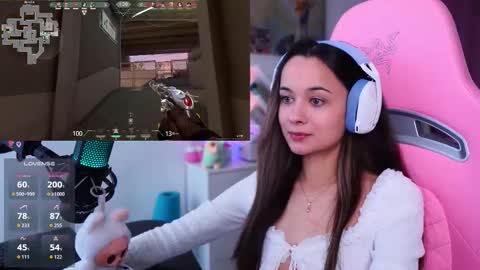 Angelina online show from 11/21/25, 11:42