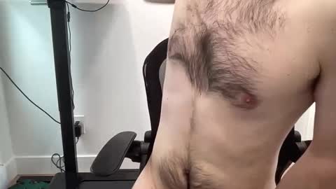 Snapshot of juicy_boy21 chatting on 11/13/25, 04:50 juicy boy21 online show from 11/13/25, 04:50