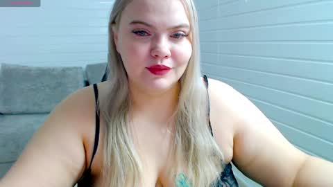 Diana For friends simple Di online show from 03/06/26, 04:31