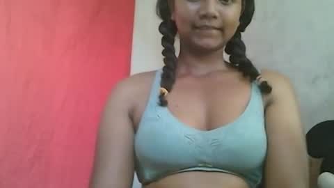 Snapshot of juicy_pretty chatting on 12/10/24, 07:16 stellah online show from 12/10/24, 07:16