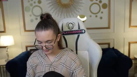 Elza online show from 03/21/26, 08:19